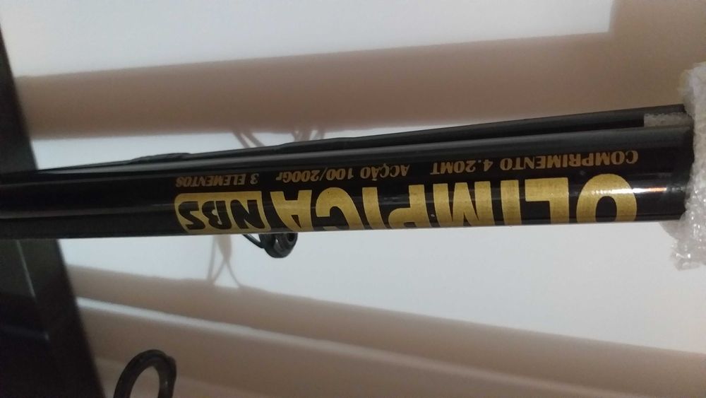 2 canas de Pesca + 3 carretos - 1 das canas foi usada 1 vez!