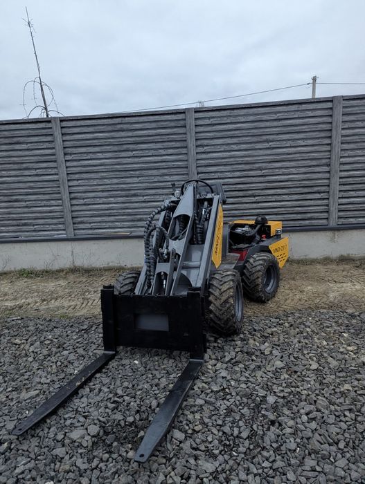 Мінінавантажувач MND-2117