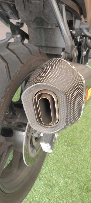 Escape Akrapovic - Suzuki V Strom 650