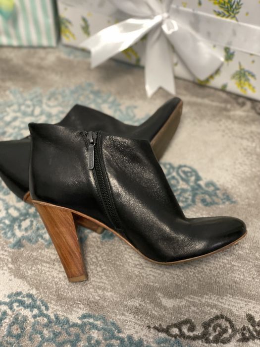 Шкіряні черевики