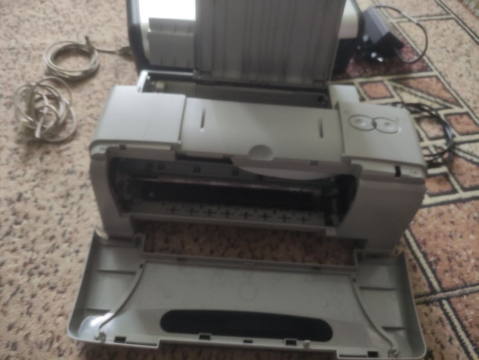 Принтеры HP Canon + сканер Canon комплектом