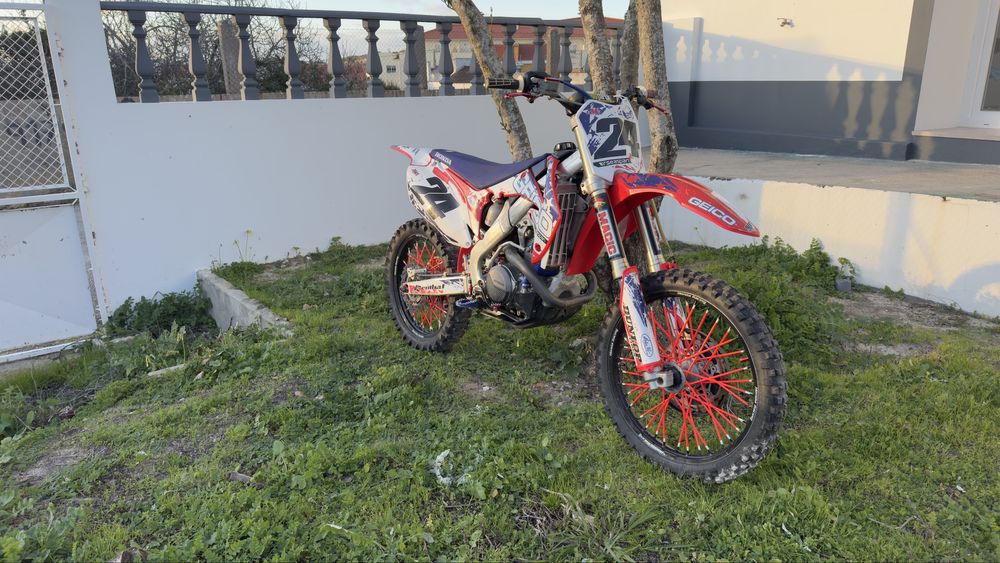 Honda cr450R  2011 com muito material