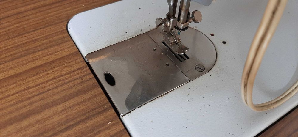 Máquina Costura Oliva CL 55