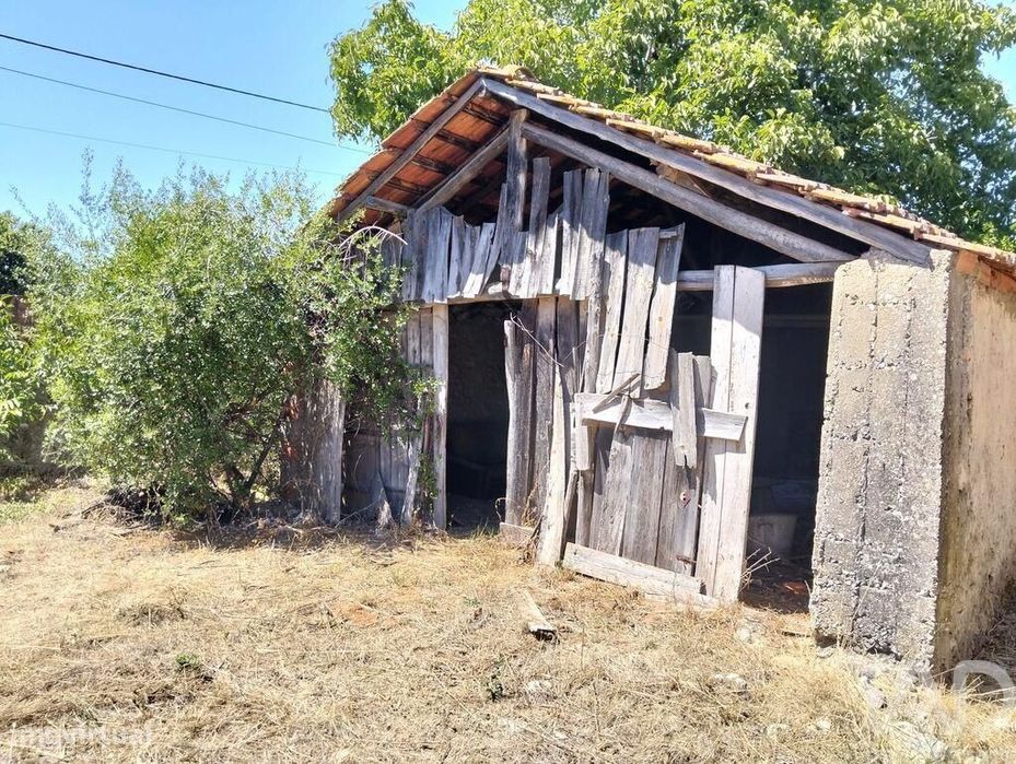 Casa de Campo em Brogueira, Parceiros de Igreja e Alcorochel