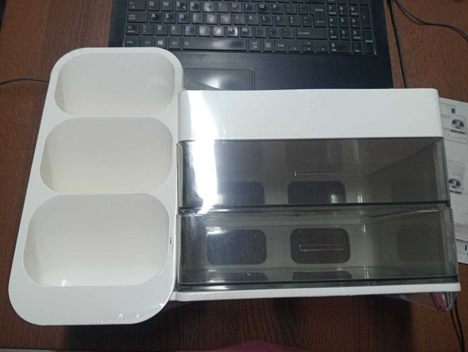 Organizador Grande (35x18x25cm) - Maquilhagem & Secretária (LACRADO)