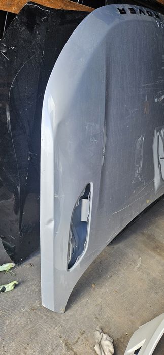 Capou range rover velar com um piqueno difeito