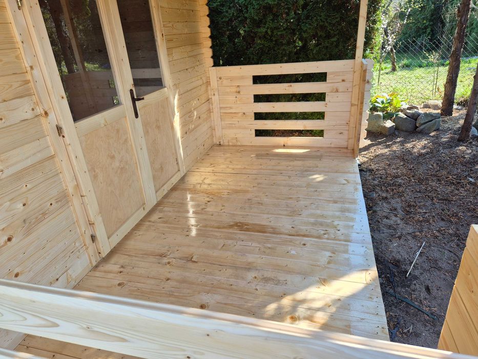 od RĘKI domek z tarasem letniskowy z grubego balika 34 mm*6x4*24m2