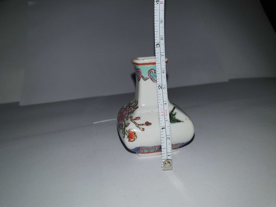 Porcelana Chinesa - Mini Jarra de 7 cm