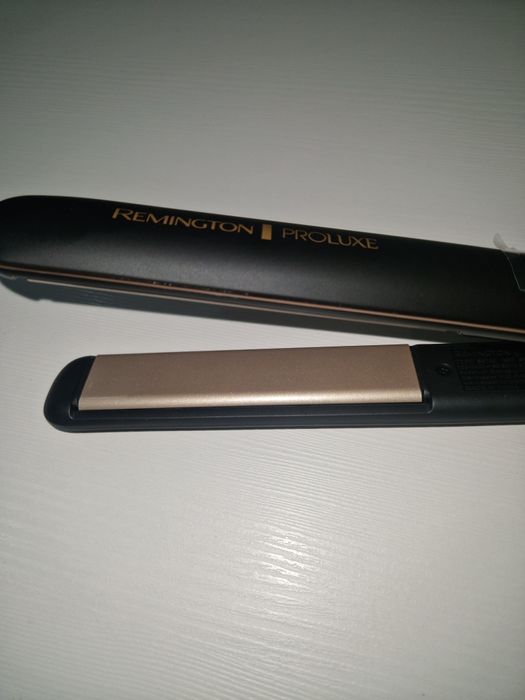 NOWA Prostownica Remington PROluxe Midnight Edition S9100B