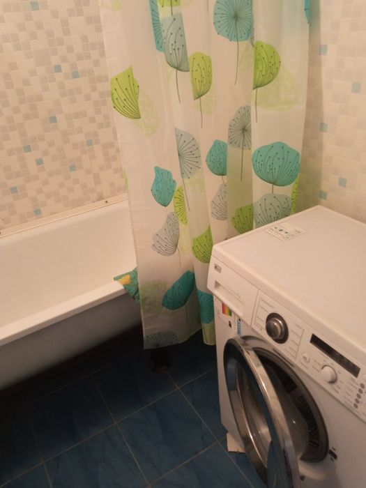 Сдам  1 ную.кв. рн.дитячого світу  с мебелью и техникой.