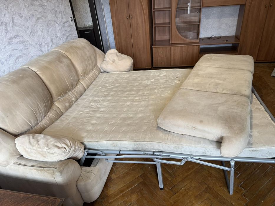 Диван безкоштовно