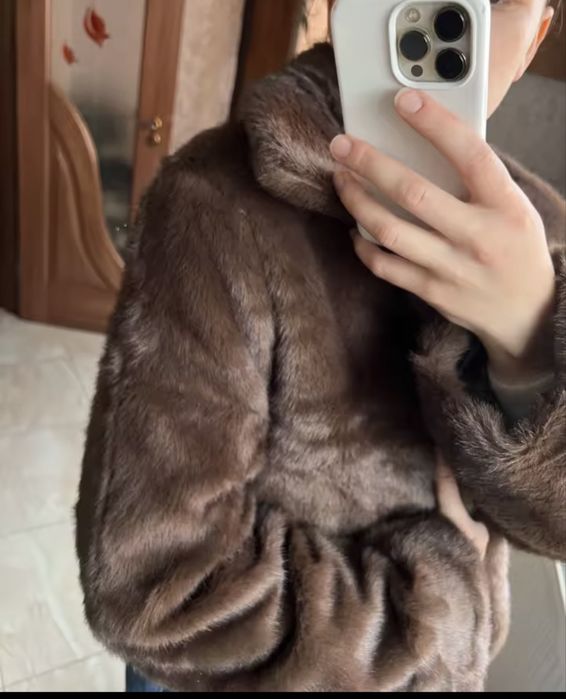 Шуба  в стилі zara