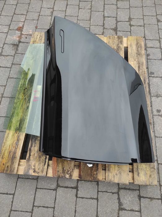 Tesla Model 3 - двері передні двері задні рест дорест