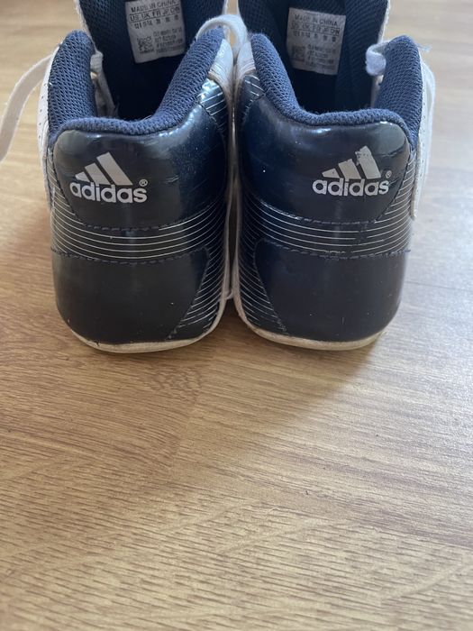 Кросівки adidas
