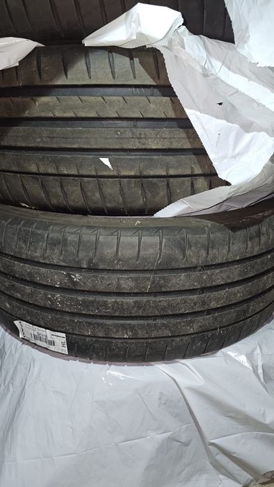 Sprzedam opony letnie 245/40r21