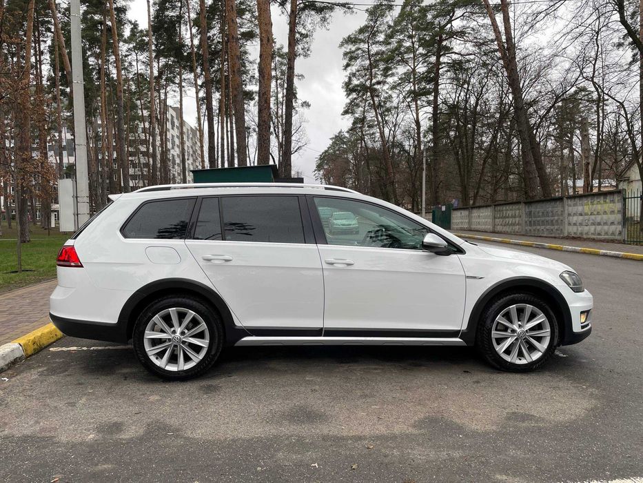 Volkswagen Golf Alltrack 2016 [ 2.0 TDI ] [ DSG ] [ 4Motion ]