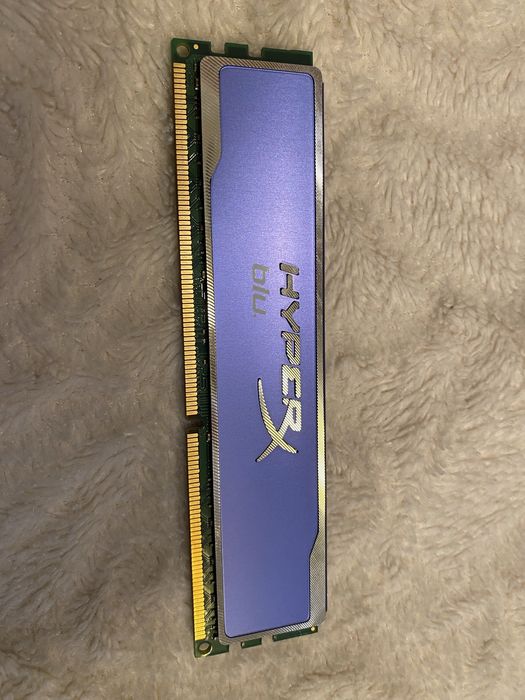 Kingston Hyper X KHX1600C10D3B1/8G (2X8 Gb)