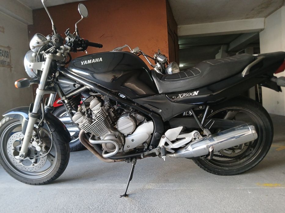 Honda shadow 1100 1999 e yamaha xj 600 N