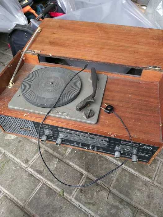 Stare radio-gramofon Sudety