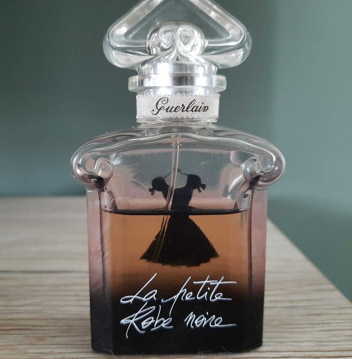 Guerlain La Petite Robe Noire