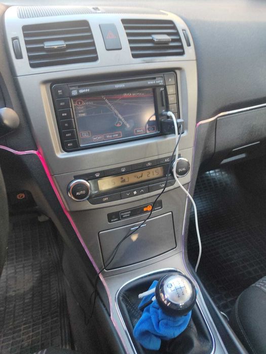 Toyota Avensis 1.6 benzyna