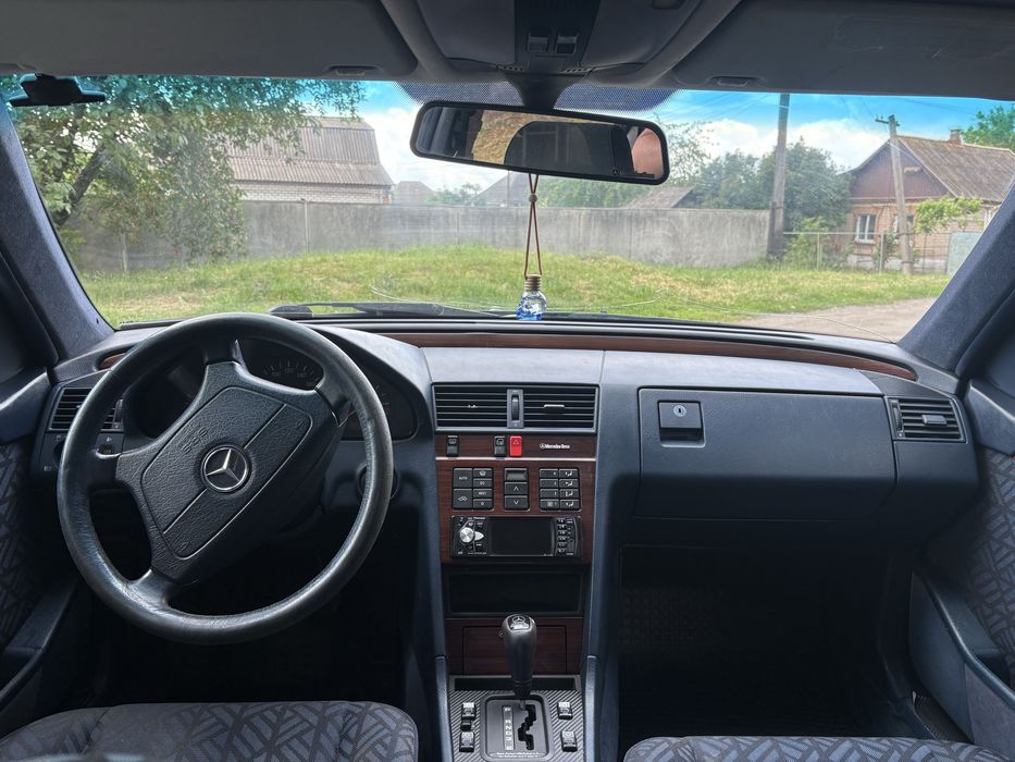 Продам МЕРСЕДЕС W202 дизель