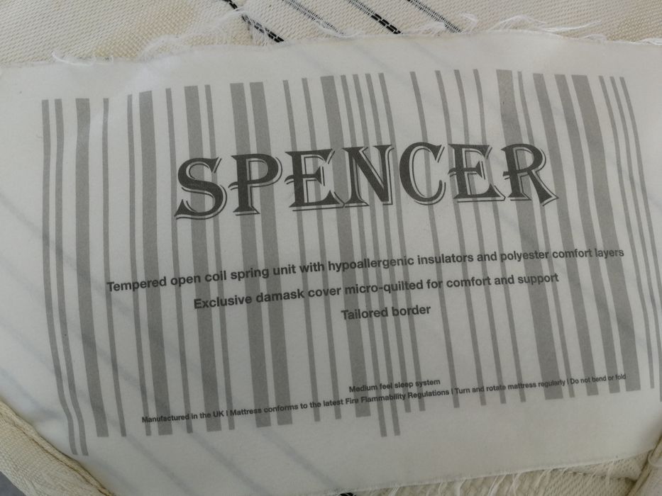 2 colchões de molas