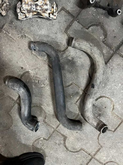 Патрубок радиатора верхний Мерседес Спринтер/Т1 207-410