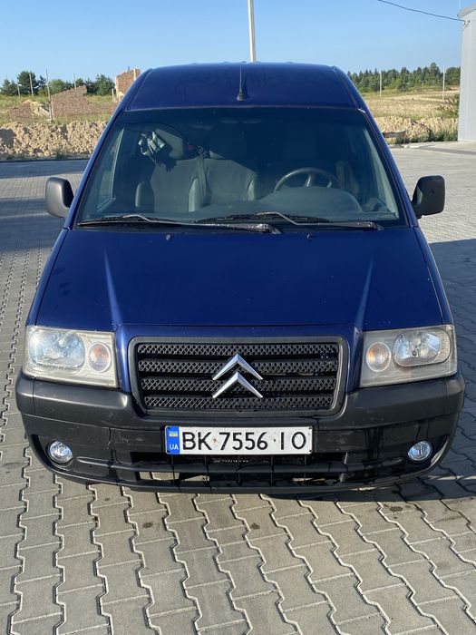 продам надійне авто