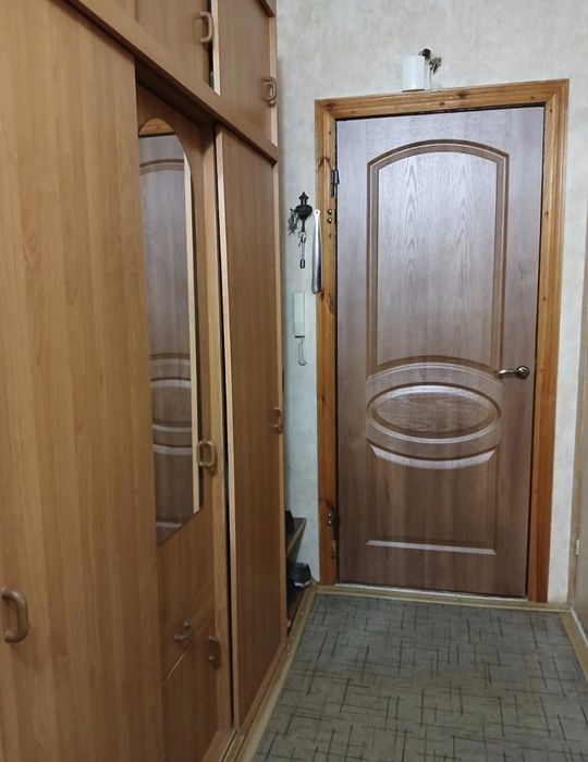 Продам по ул.Калнышевского 4х ком.кв.Хортицкой 17 мкрн.