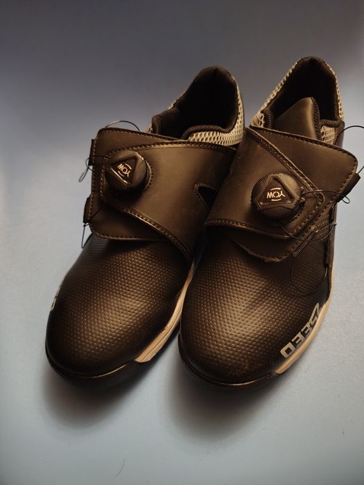 Buty do golfa 40