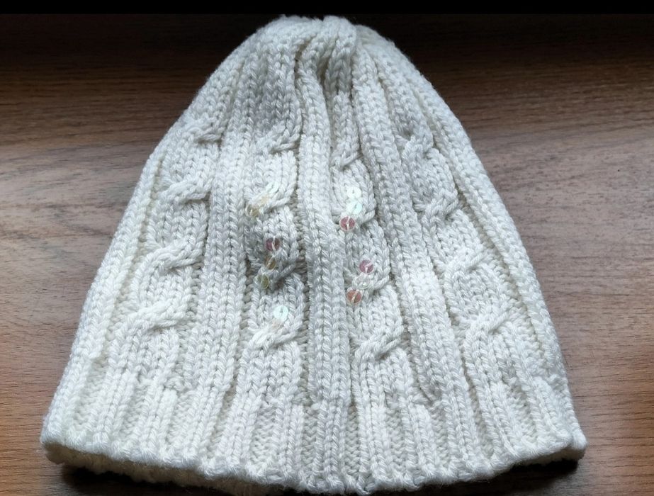 Czapka handmade zdobienia