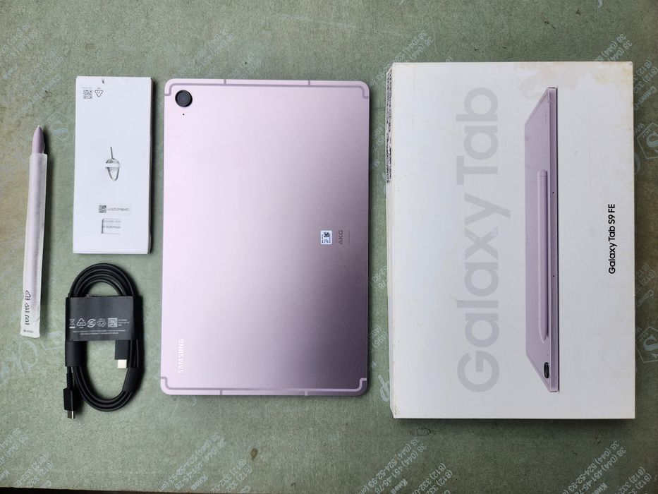 Планшет Samsung Galaxy Tab S9 FE 5G новый