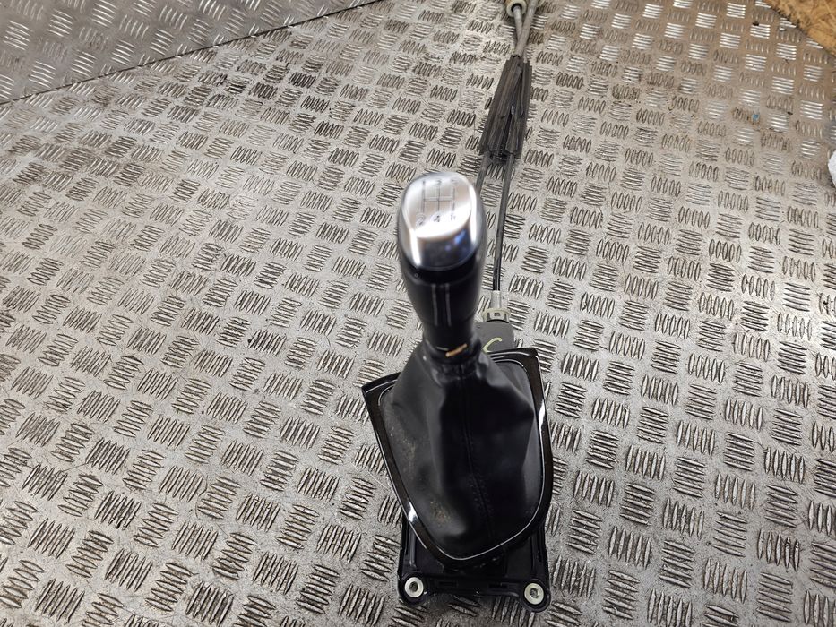 lewarek dzwignia zmiany biegów linki renault clio iv 0,9 tce 349010873r