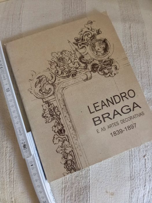 Leandro Braga e as Artes Decorativas