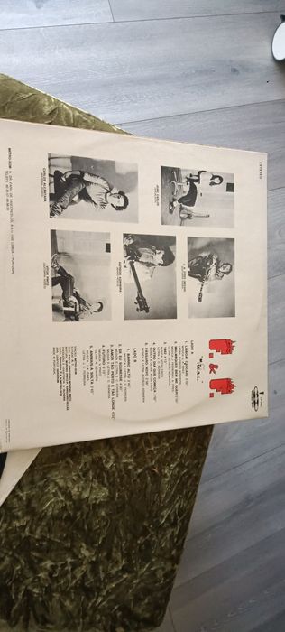 Ferro e Fogo, LP, "Vidas"