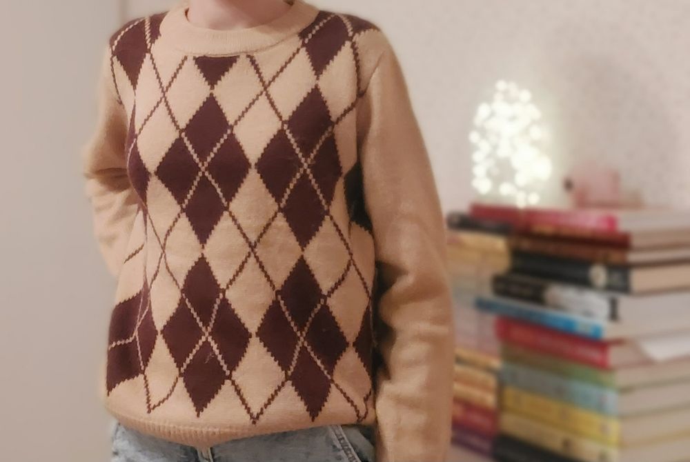 Sweter w romby 146/152