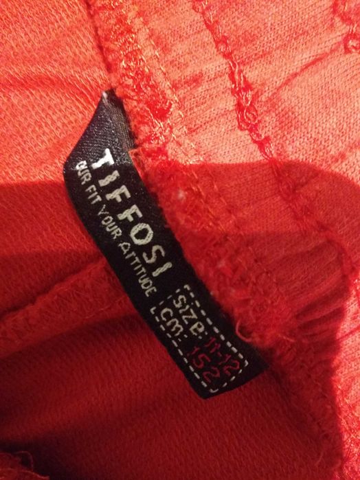 Calções TIFFOSI, em ótimo estado, tamanho 11/12 anos