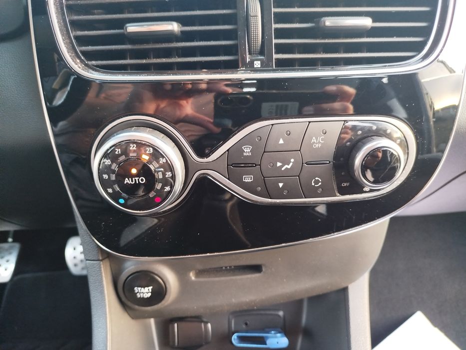 Renault Clio Sport Tourer BOSE edition - ler texto