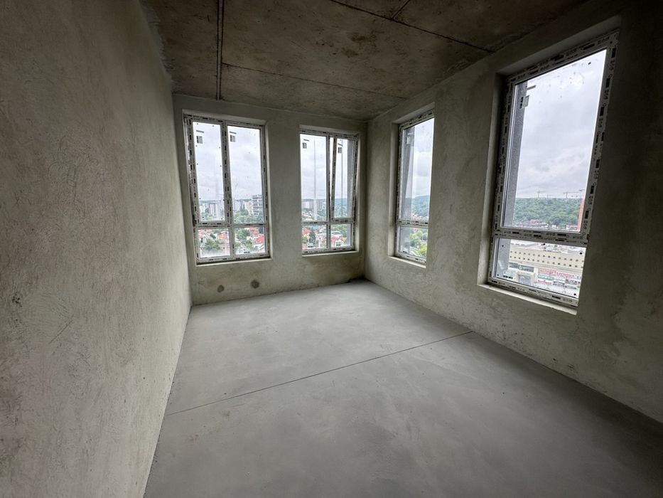 Продаж квартири пентхаус 123 м2, вул. Замарстинівська, м. Львів