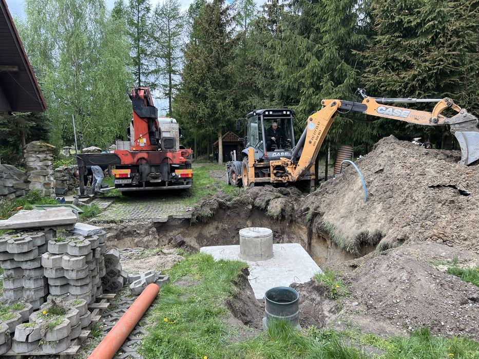 Usługa koparko ładowarką samochod wywrot hds zageszczarka