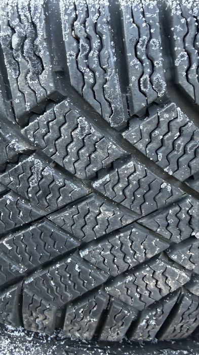 225/45/18 Continental Viking Contact 7 SSR