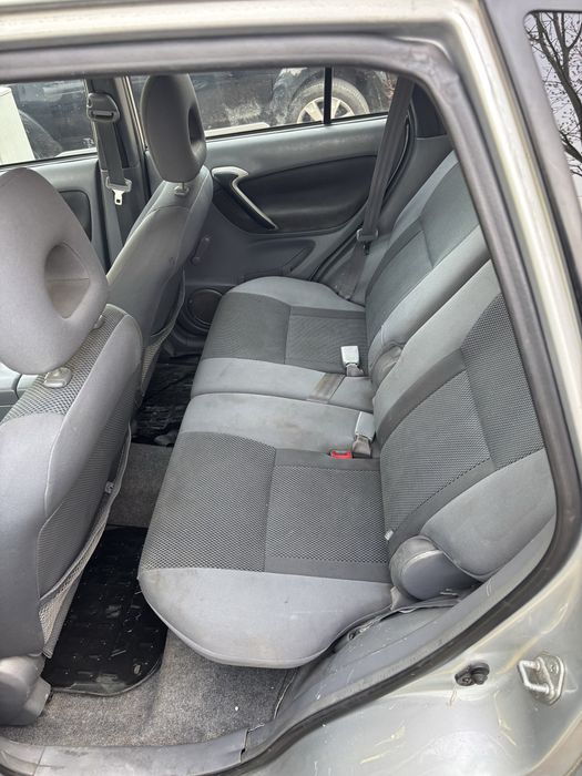Toyota Rav4 2003r. NA CZĘŚCI