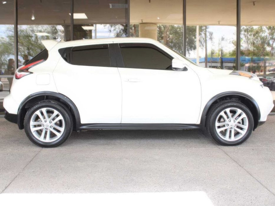 Nissan Juke SL      2016