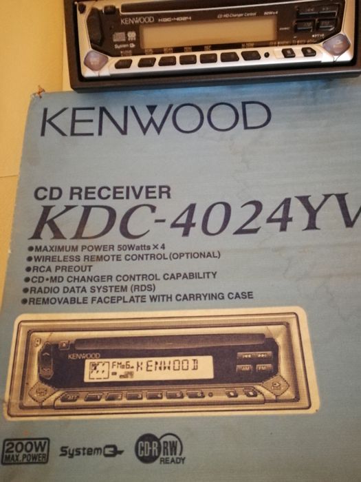 Автомагнитола Кенвуд и Ченджер на 6 дисков. Состояние новый