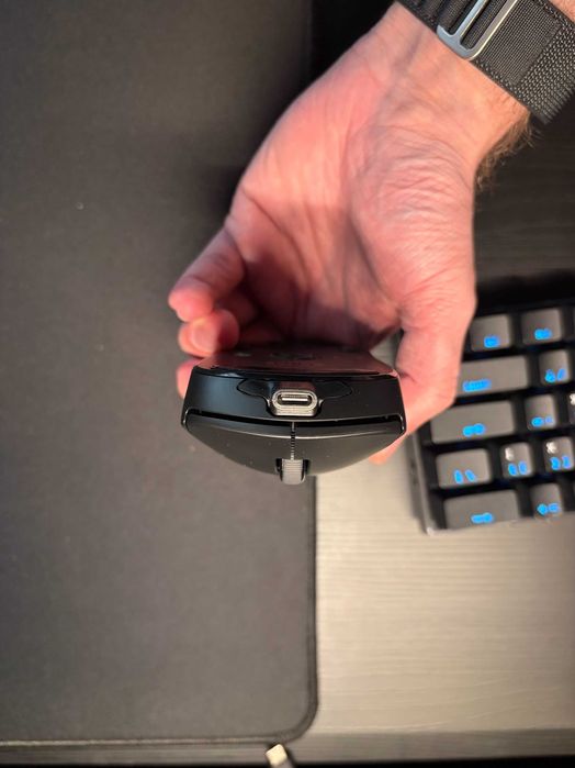 Мишка та клавіатура Logitech G PRO X 60 і Logitech G Pro Wireless