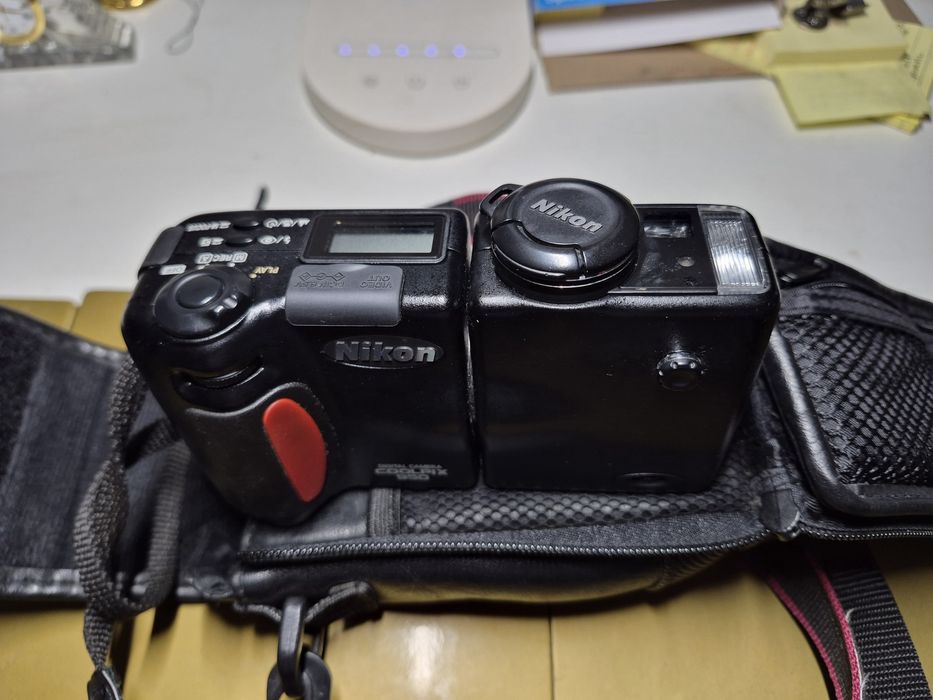 Пленочный фотоаппарат Nikon coolpix 950