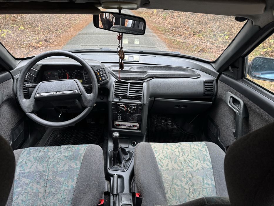 ВАЗ 2111 16 клапанная 2004 року 1.6 Один власник з салону