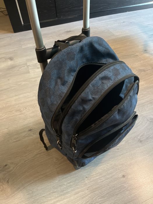 Mochila Ghuts com trolei