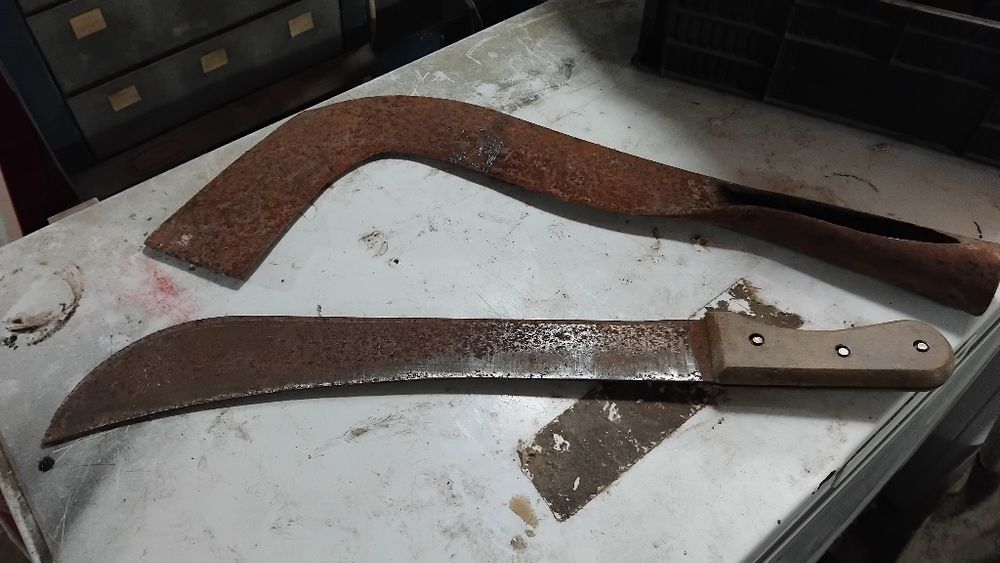 Catana , Podoa e machado